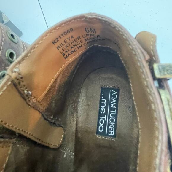 Adam Tucker Me Too Brown Booties Size 6 Riley Brown Grommet Buckle Detail - Picture 4 of 9